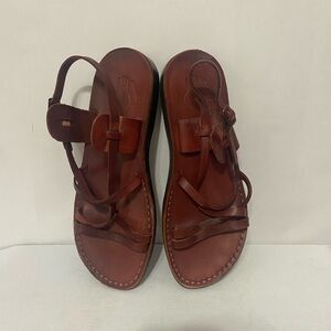 Camels genuine camel leather strappy sandals